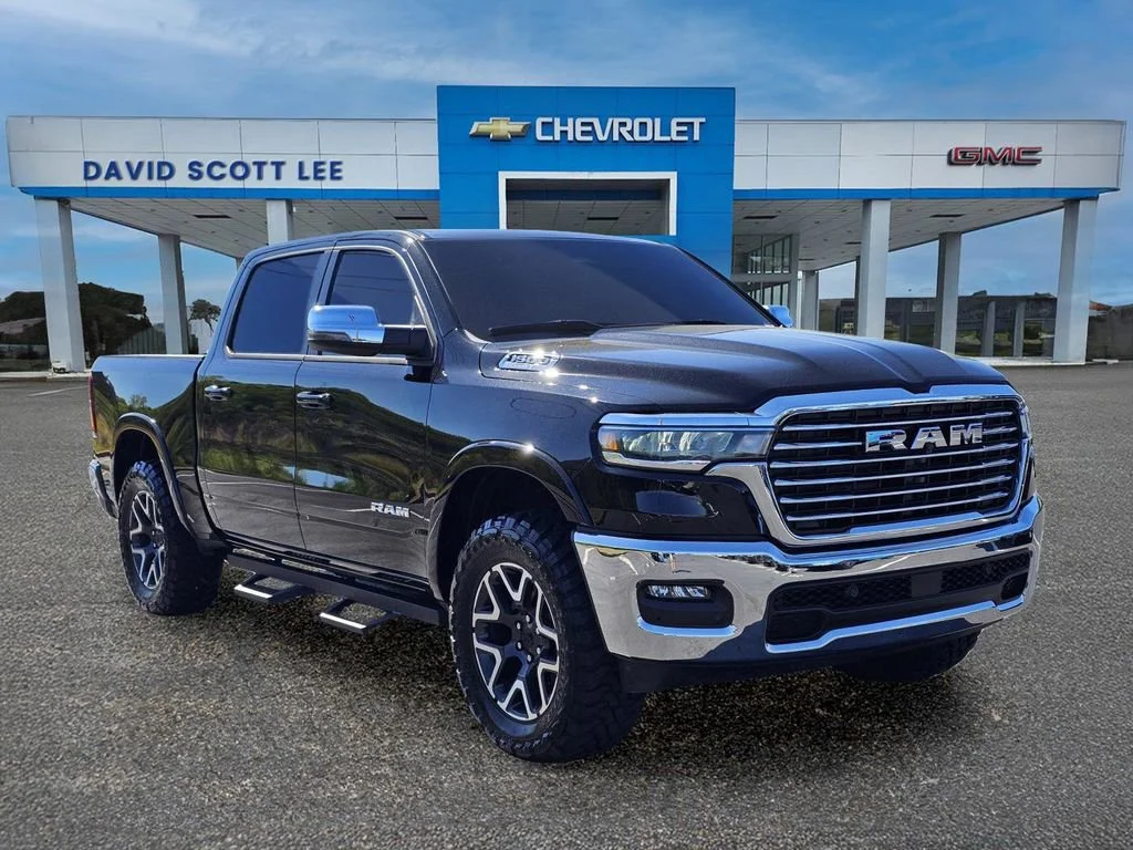 Used 2025 Diamond Black Cry Ram Laramie image 5