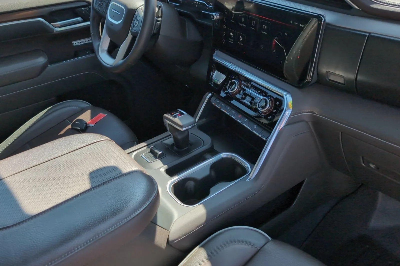 Used 2025 Downpour Metallic GMC Denali image 16