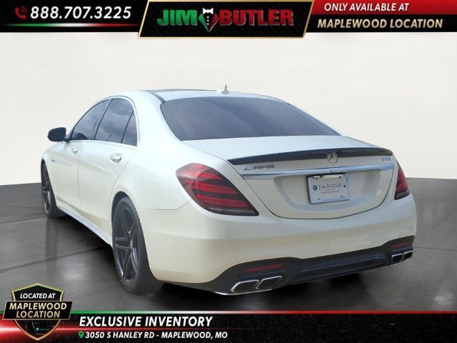 Used 2019 White Mercedes-Benz 4MATIC® image 2