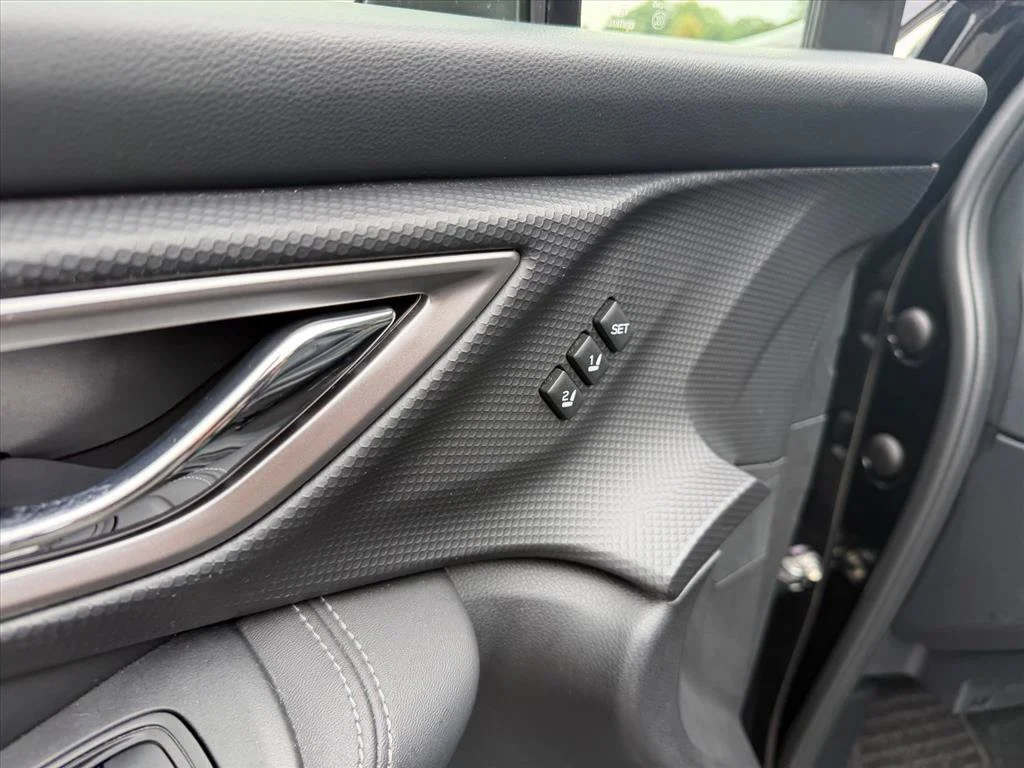 Used 2022 Black Subaru Touring image 20