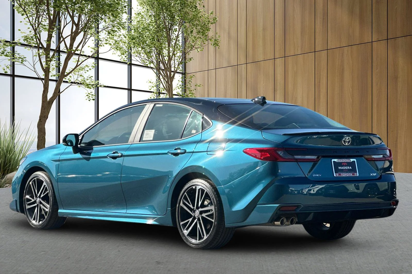 New 2026 Ocean Gem with Midnight Black Metallic roof Toyota XSE image 6