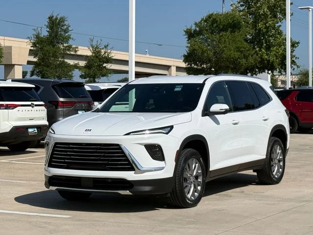 Used 2025 Summit White Buick Preferred image 9