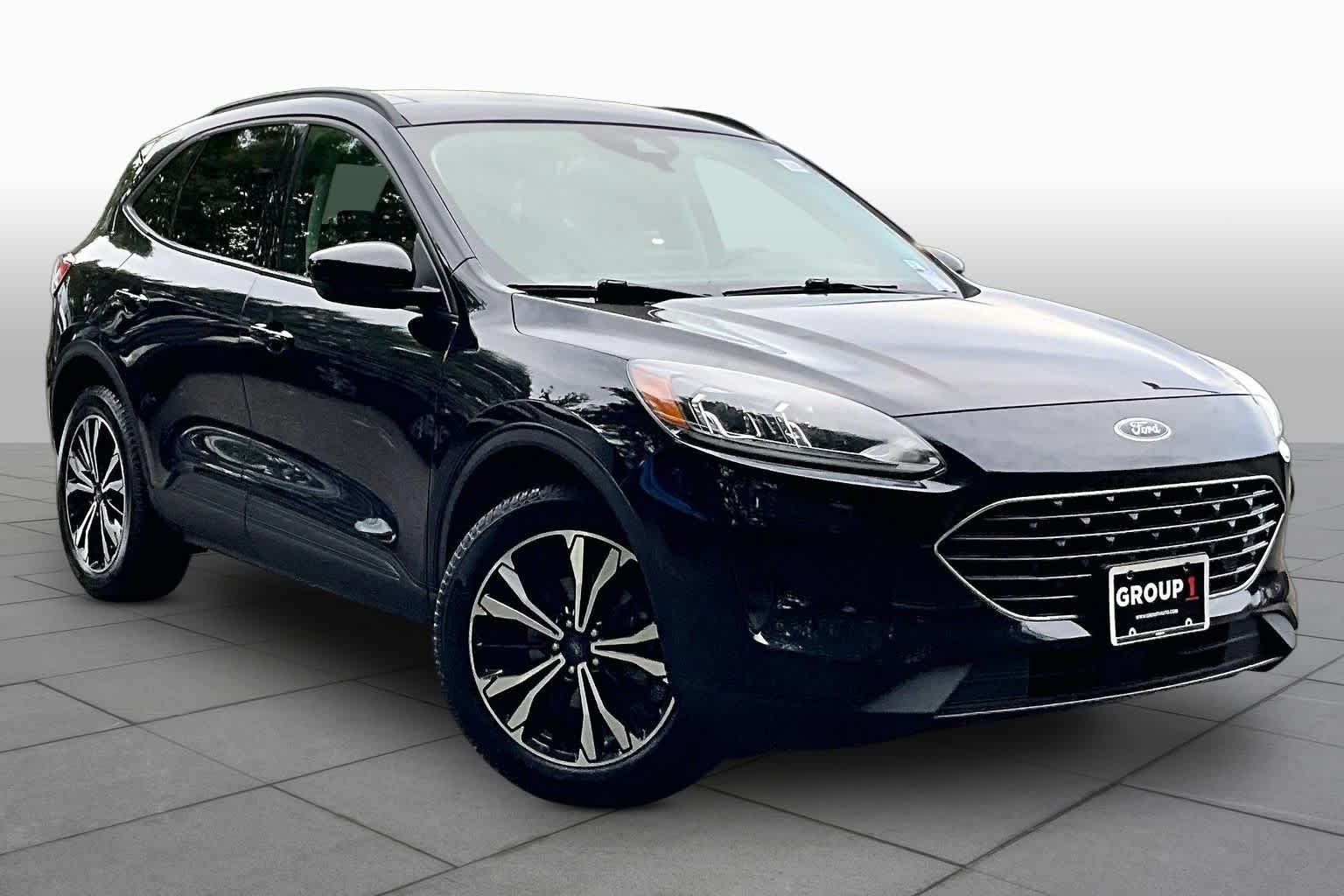 Used 2021 Antimatter Blue Ford SE Hybrid image 3