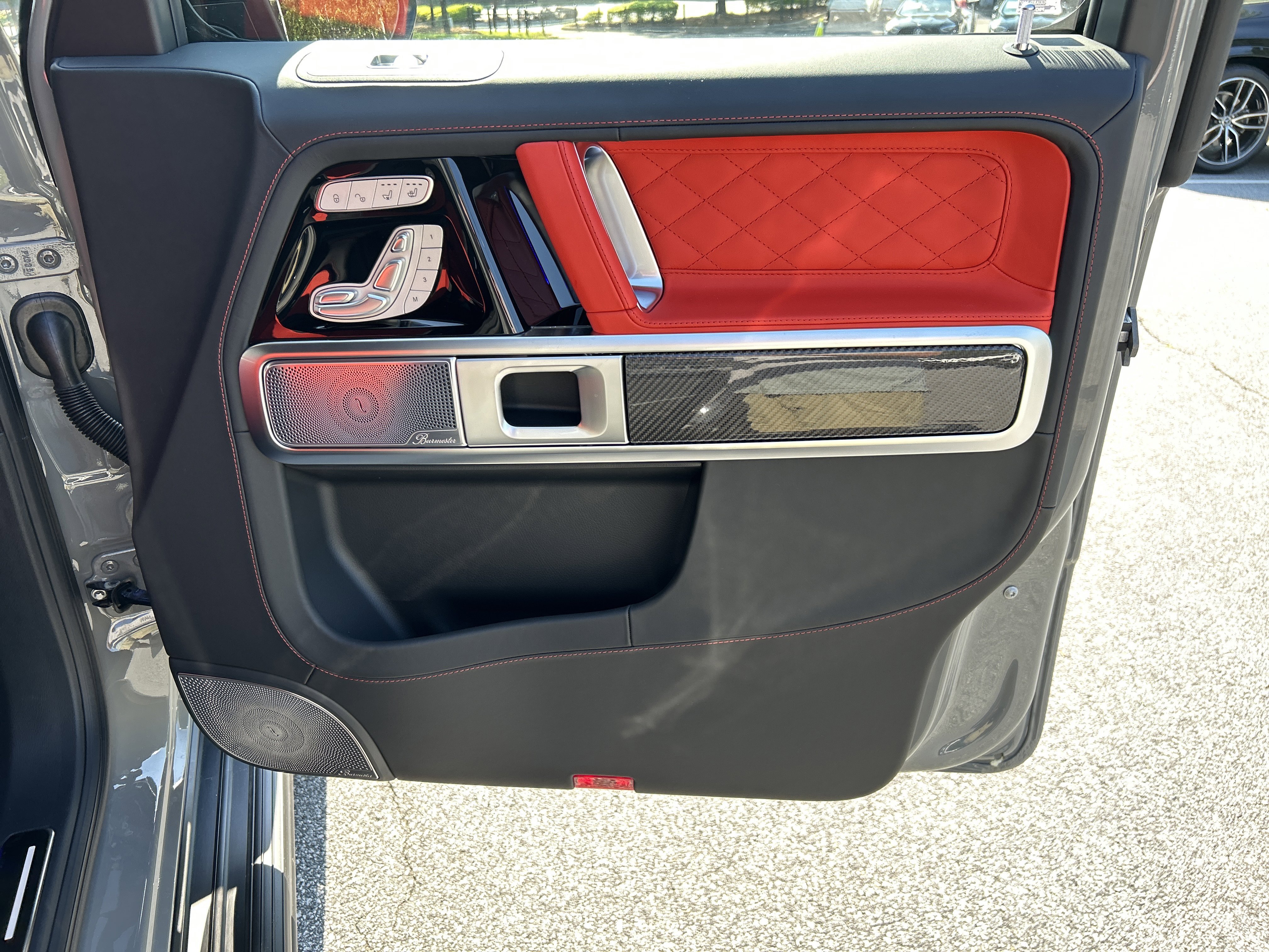 New 2026 MANUFAKTUR Arabian Grey Non- Metallic Mercedes-Benz AMG® G 63 SUV image 41