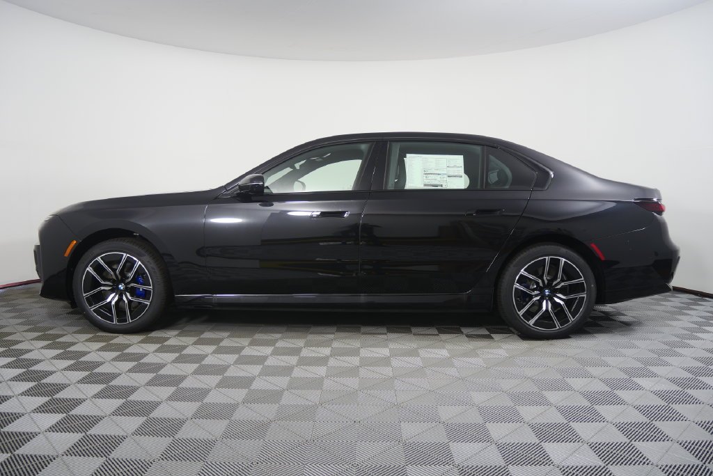 New 2026 Black Sapphire Metallic BMW xDrive60 image 7