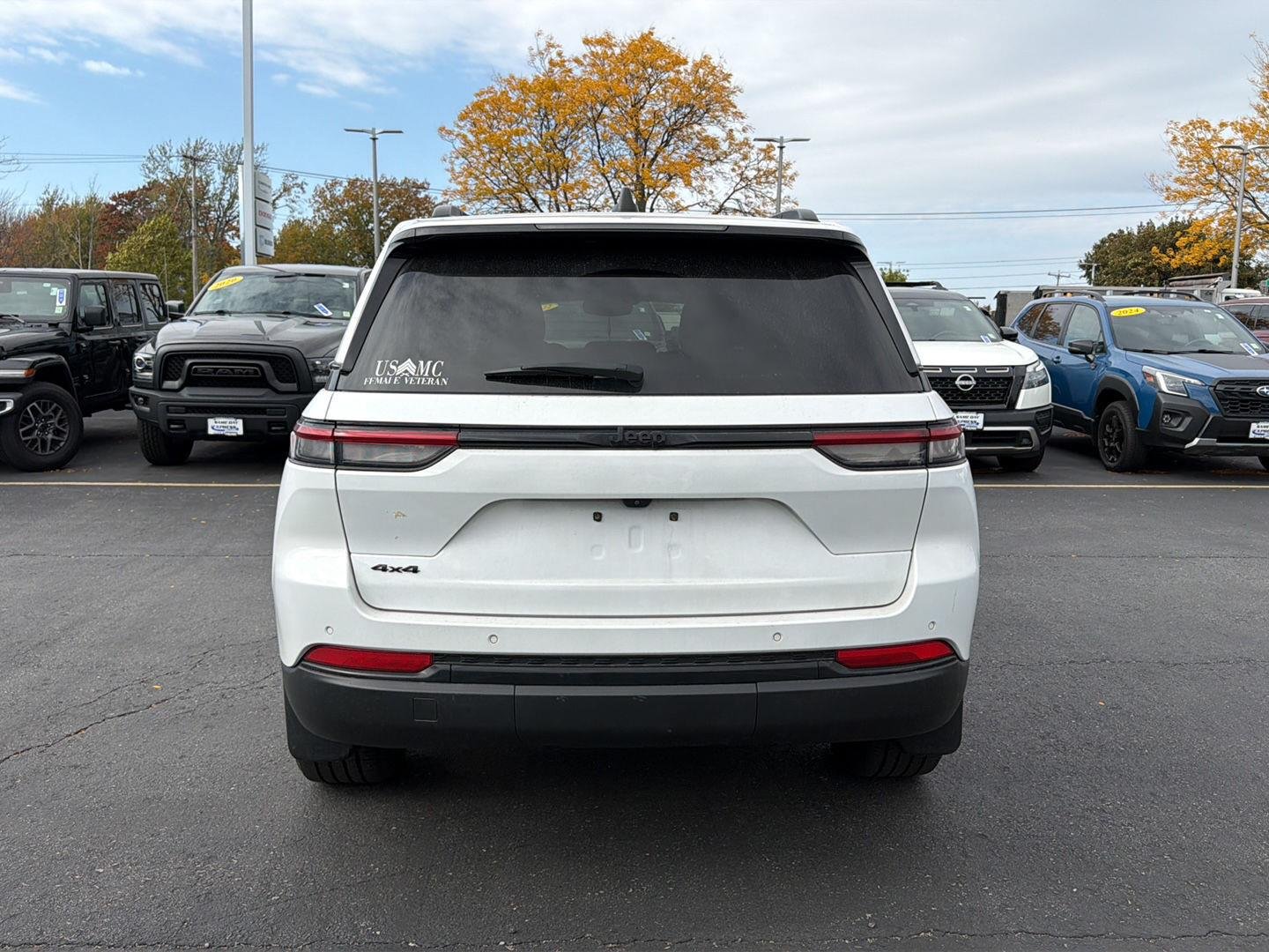 Used 2023 Bright White Clearcoat Jeep Altitude X image 4