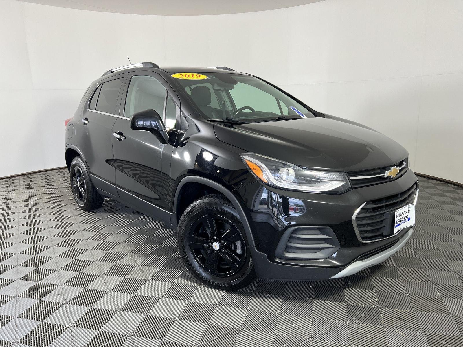 Used 2019 Black Metallic Chevrolet LT image 5