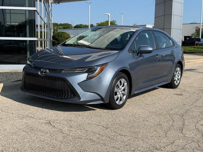 Used 2020 Celestite Toyota LE image 7