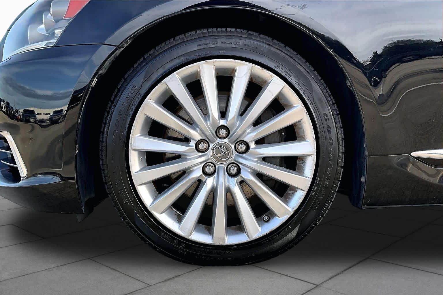 Certified Used 2013 Obsidian Lexus L image 10