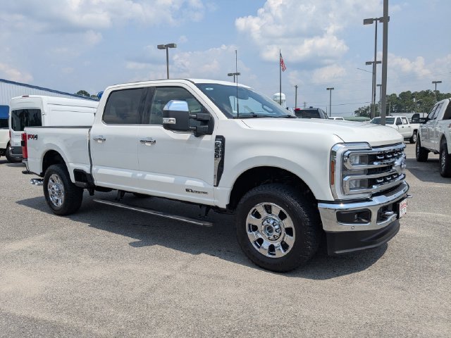 Used 2024 White Ford Lariat image 2