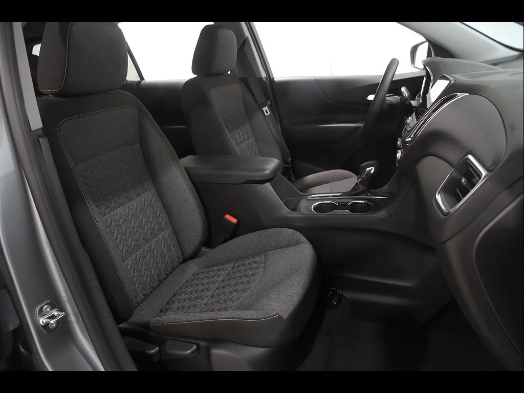2024 Chevrolet Equinox LT - Photo 17
