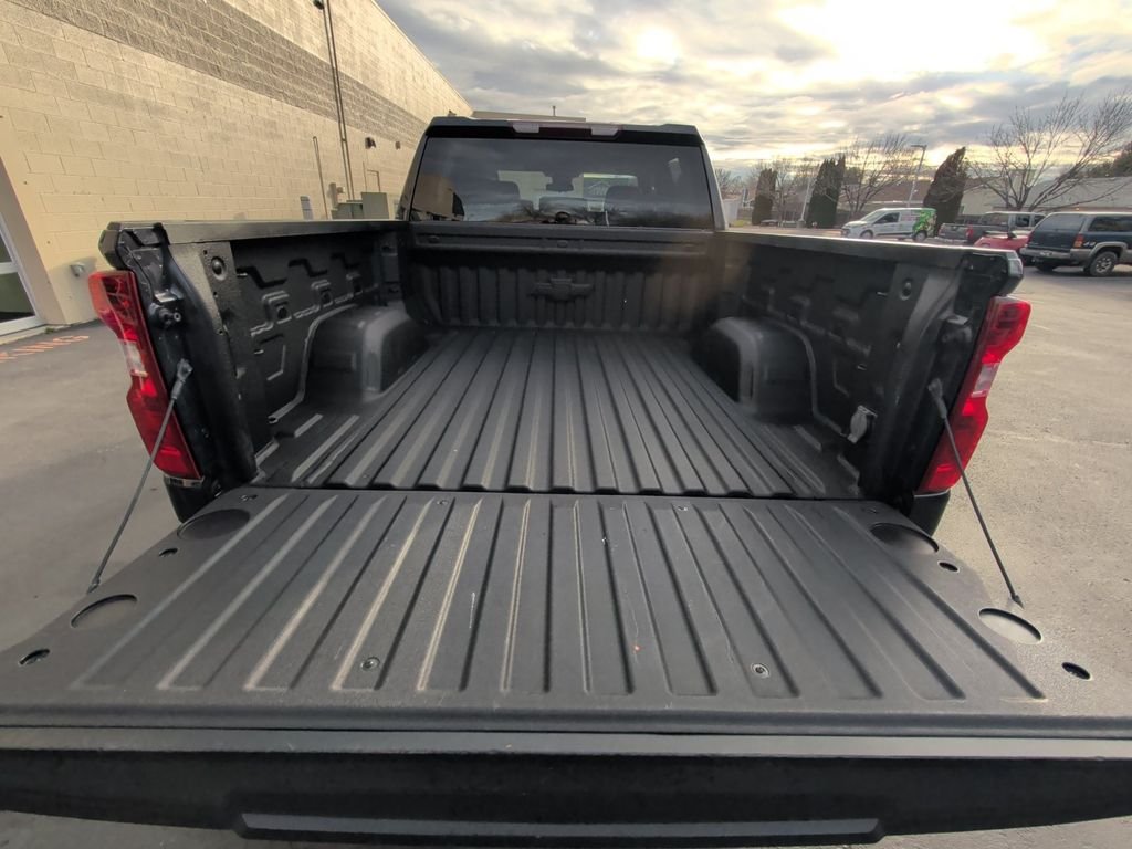 Used 2023 Gray Chevrolet Custom image 12