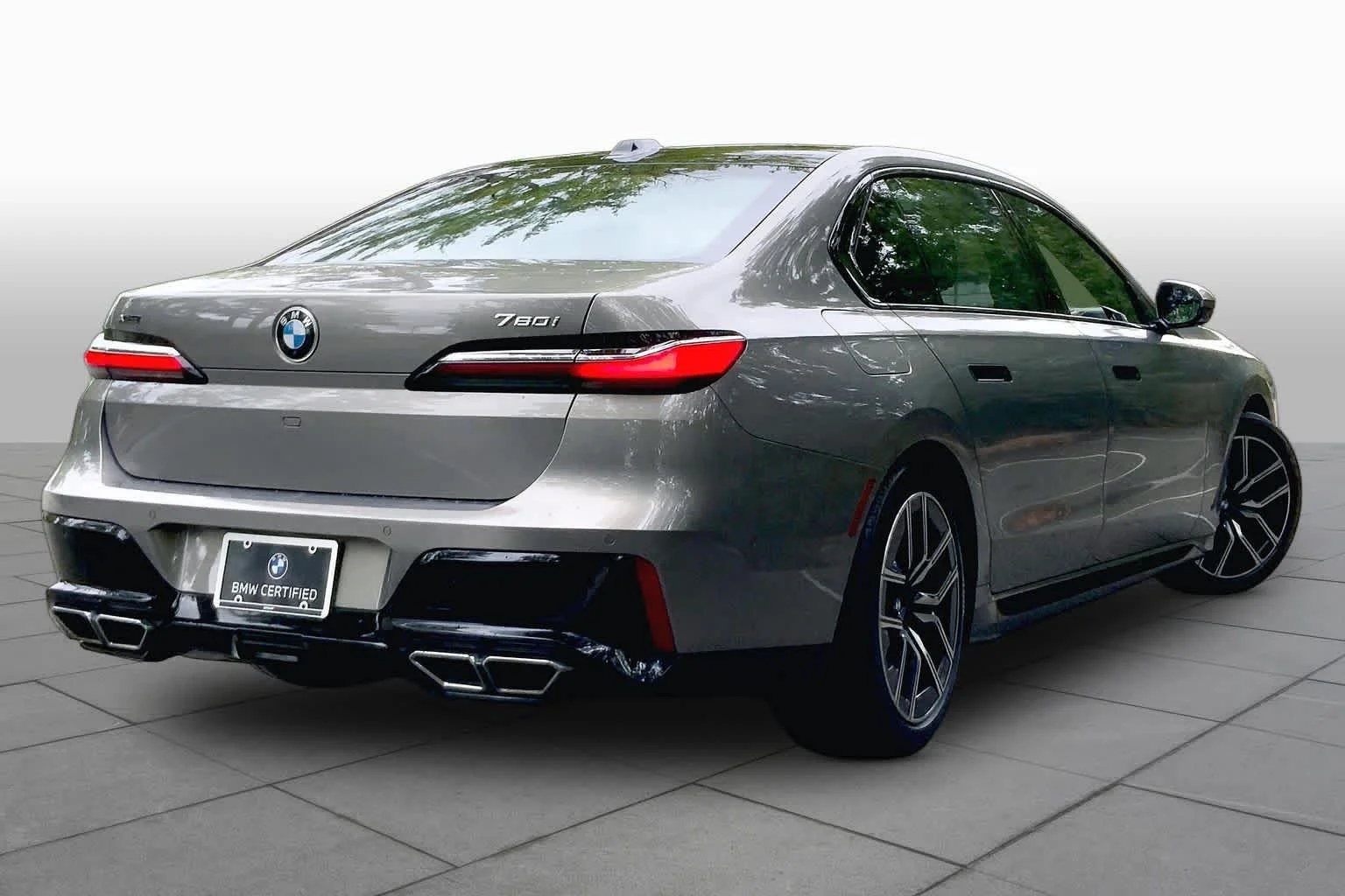 Certified Used 2023 Oxide Grey Met BMW 760i xDrive image 12
