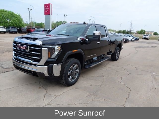 New 2025 Onyx Black GMC SLT image 8