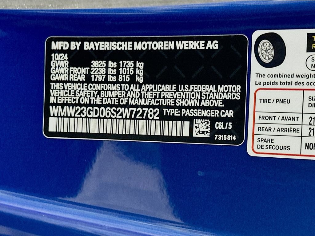 Certified Used 2025 Blue MINI Signature Plus image 23