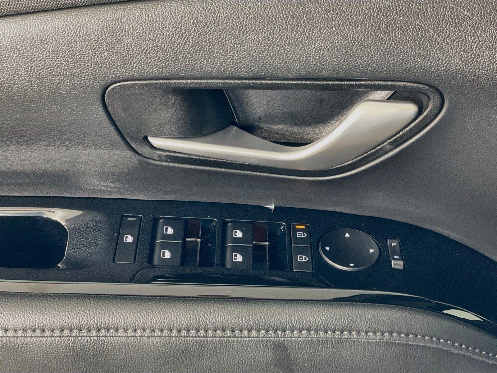 2025 Hyundai Santa Cruz Limited - Photo 22