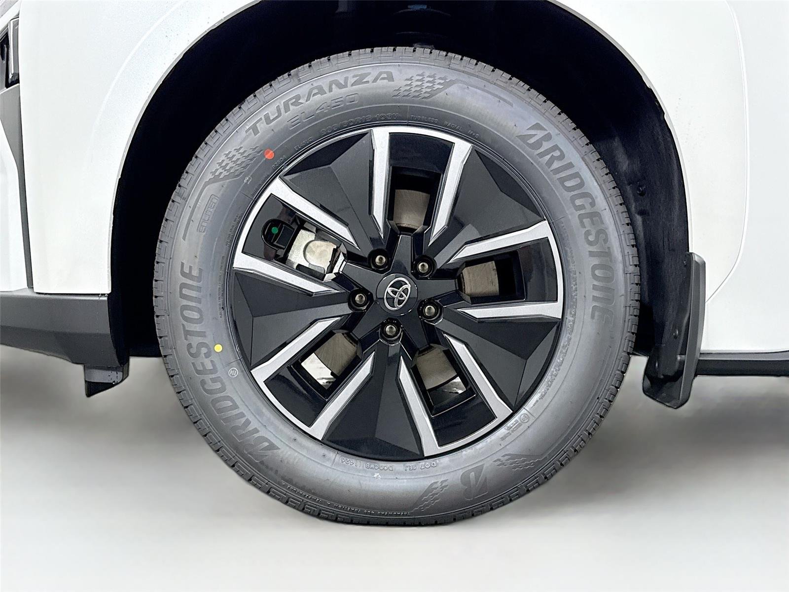 New 2026 Wind Chill Pearl Toyota XLE image 11