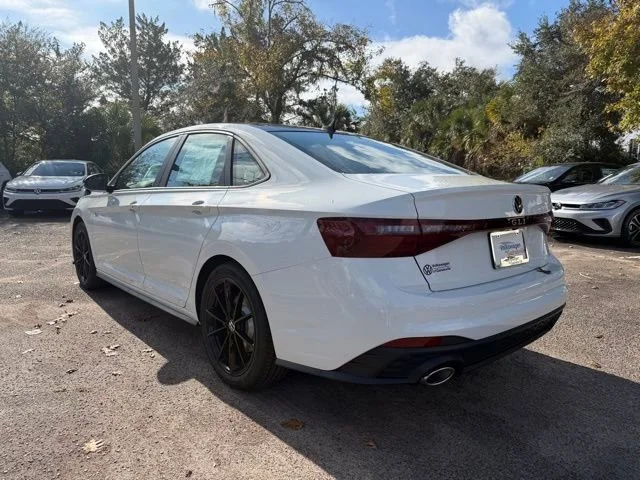 New 2026 Pure White w/Deep Blk Rf Volkswagen Autobahn image 4