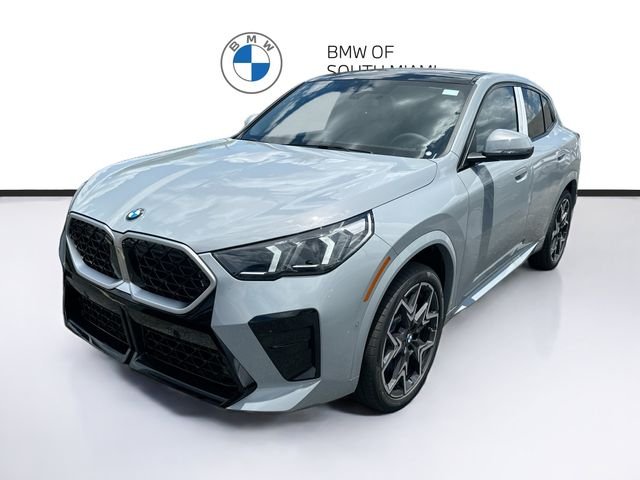 New 2026 Gray BMW xDrive28i image 3