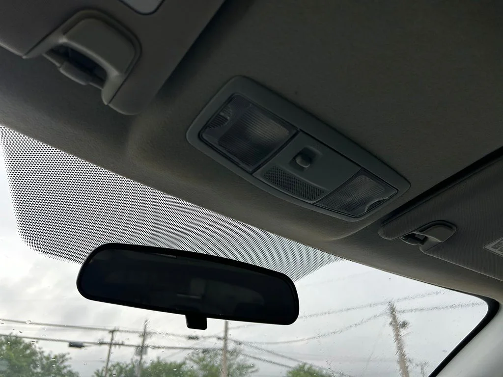 Used 2015  Mitsubishi ES image 22