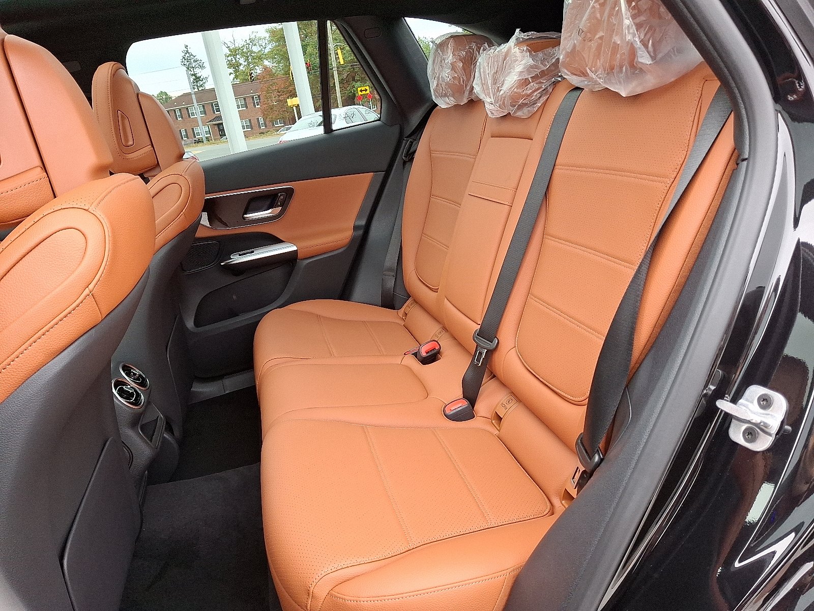 2026 Mercedes-Benz GLC Base - Photo 8