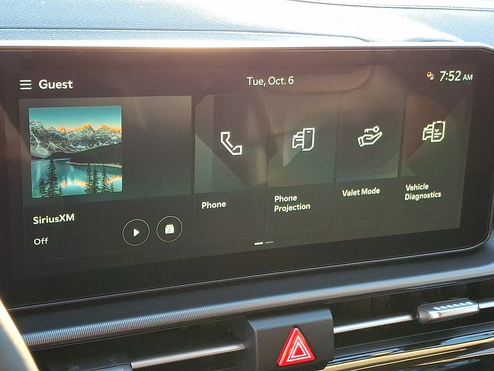 New 2027 Glacial White Pearl Kia EX image 10