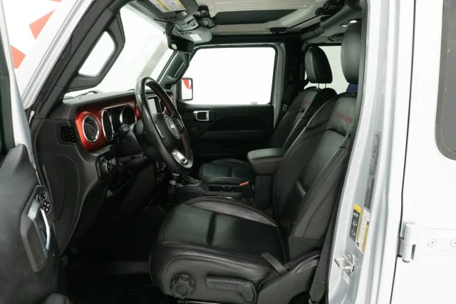 Used 2022 Silver Zynith Clearcoat Jeep Unlimited Rubicon image 18