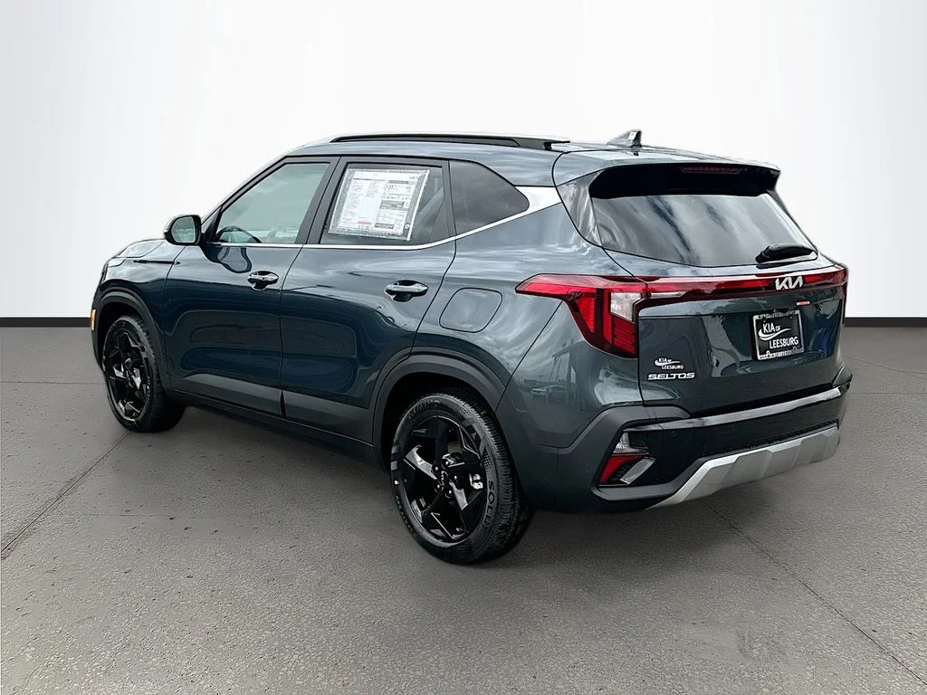 New 2026 Gravity Gray Kia EX image 5