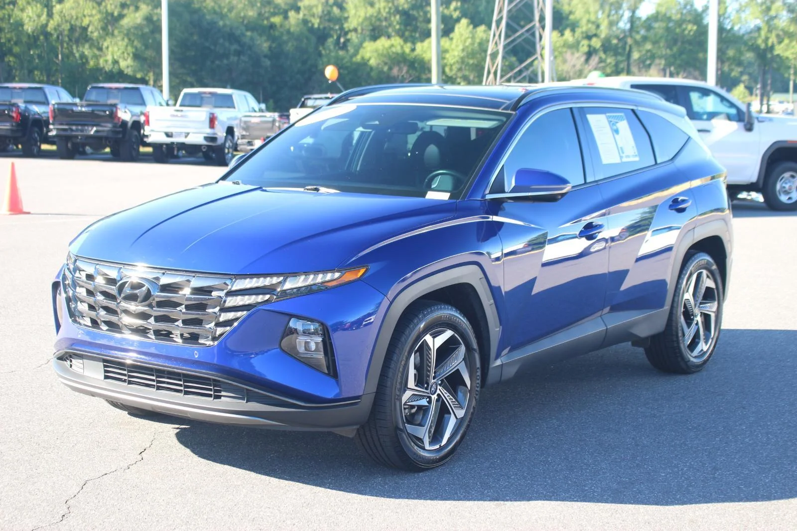 Used 2022 Blue Hyundai Limited image 3