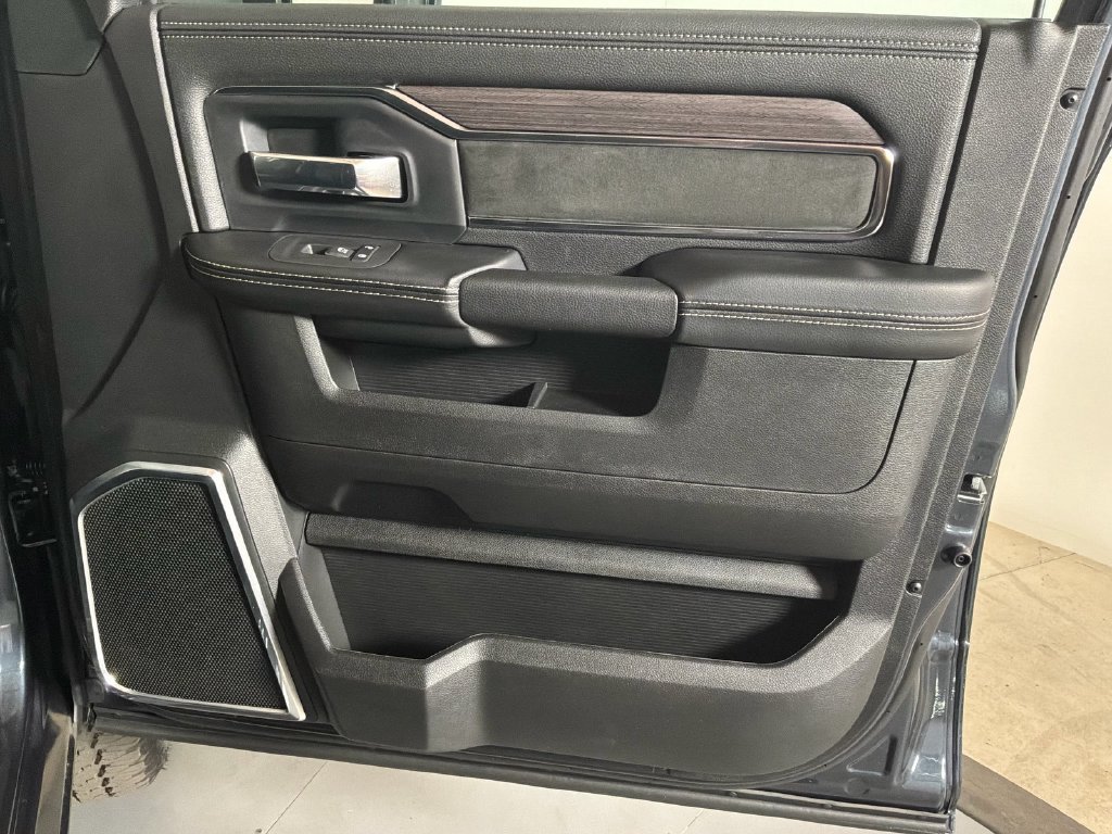New 2027 Forged Blue Metallic Exterior Paint RAM Laramie image 22