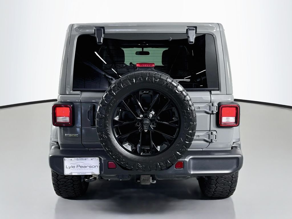 Used 2021 Gray Jeep Unlimited Sahara image 10