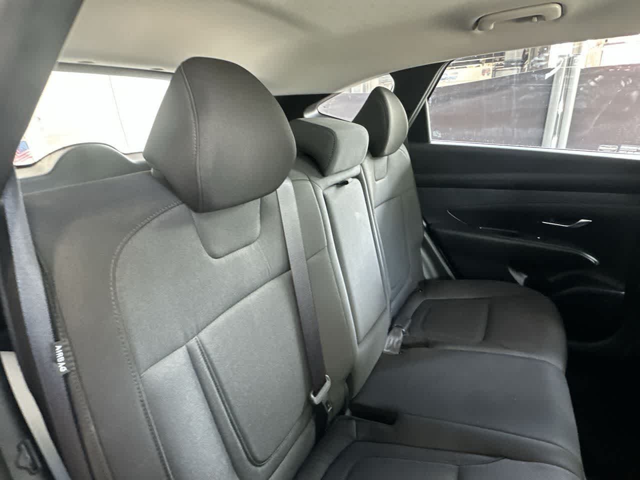 2025 Hyundai Tucson SE - Photo 26