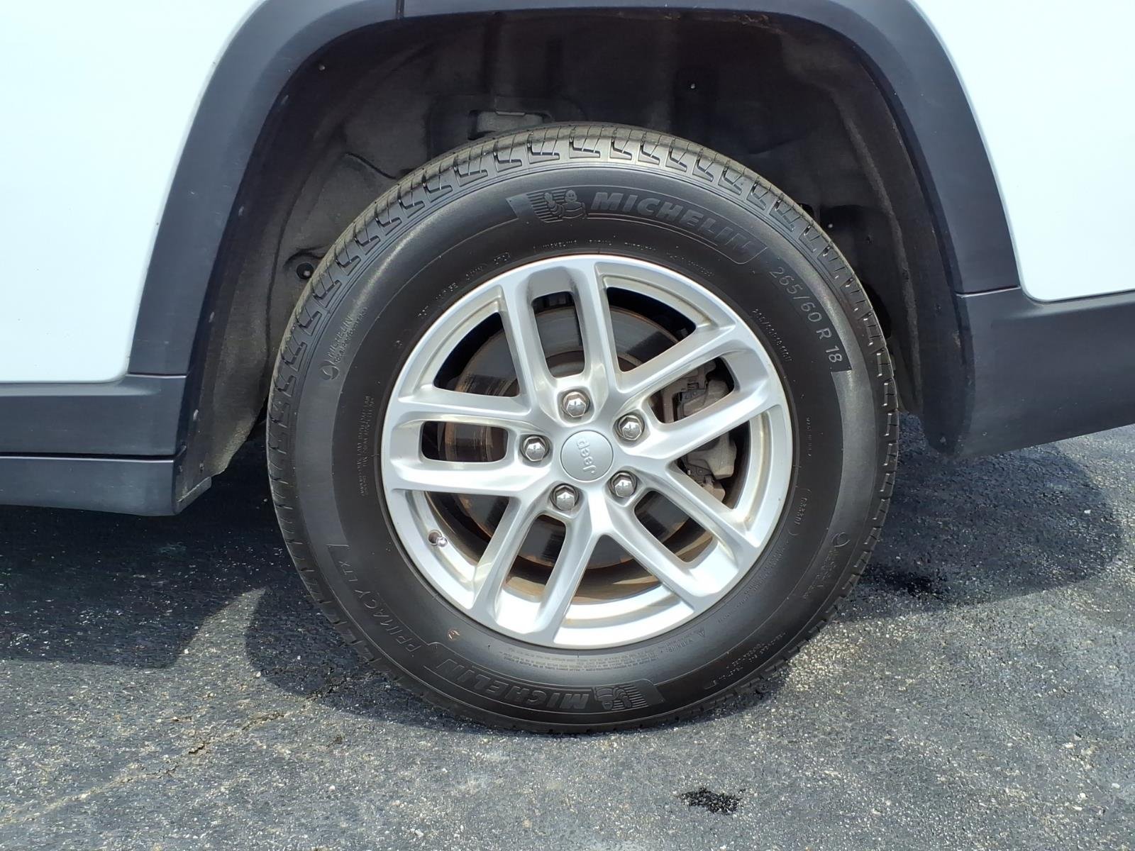 Certified Used 2024 Bright White Clear Coat Jeep Laredo X image 7