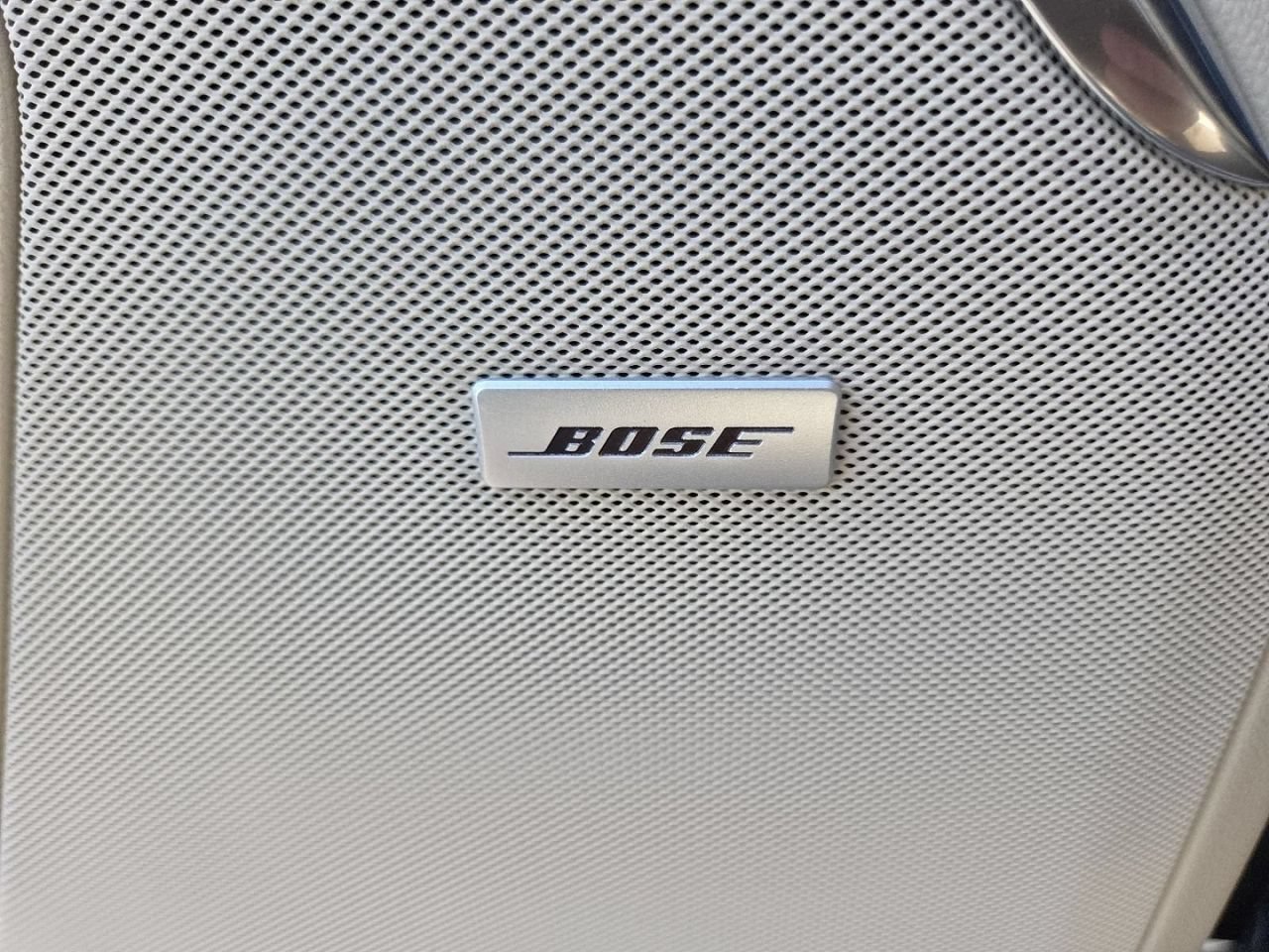 2026 GMC Yukon XL Denali - Photo 18