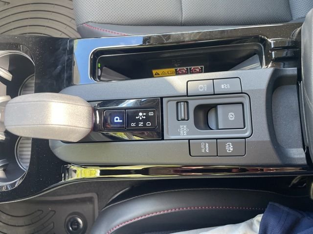 2026 Toyota Prius Plug-in Hybrid XSE - Photo 28