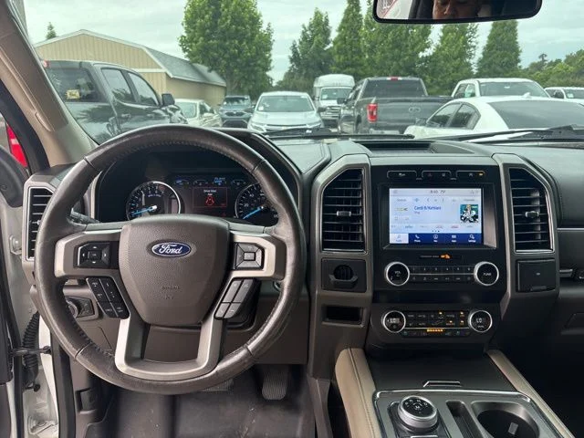 Used 2021 White Ford XLT image 11