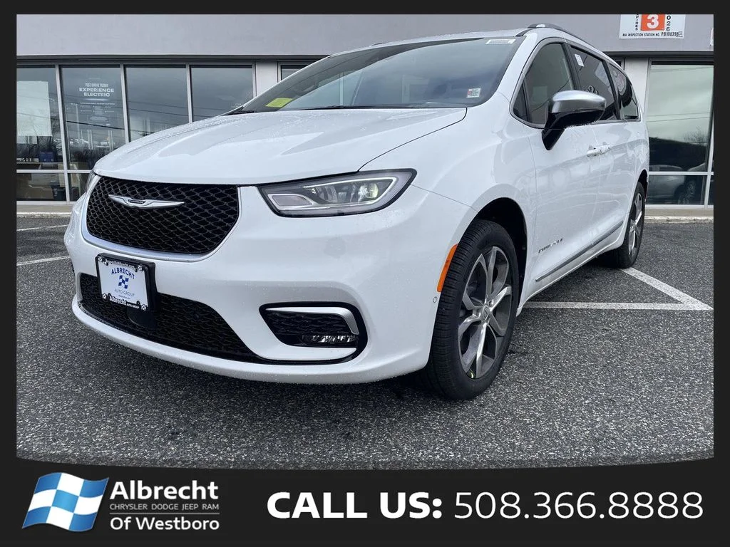 2026 Chrysler Pacifica Pinnacle AWD's photo