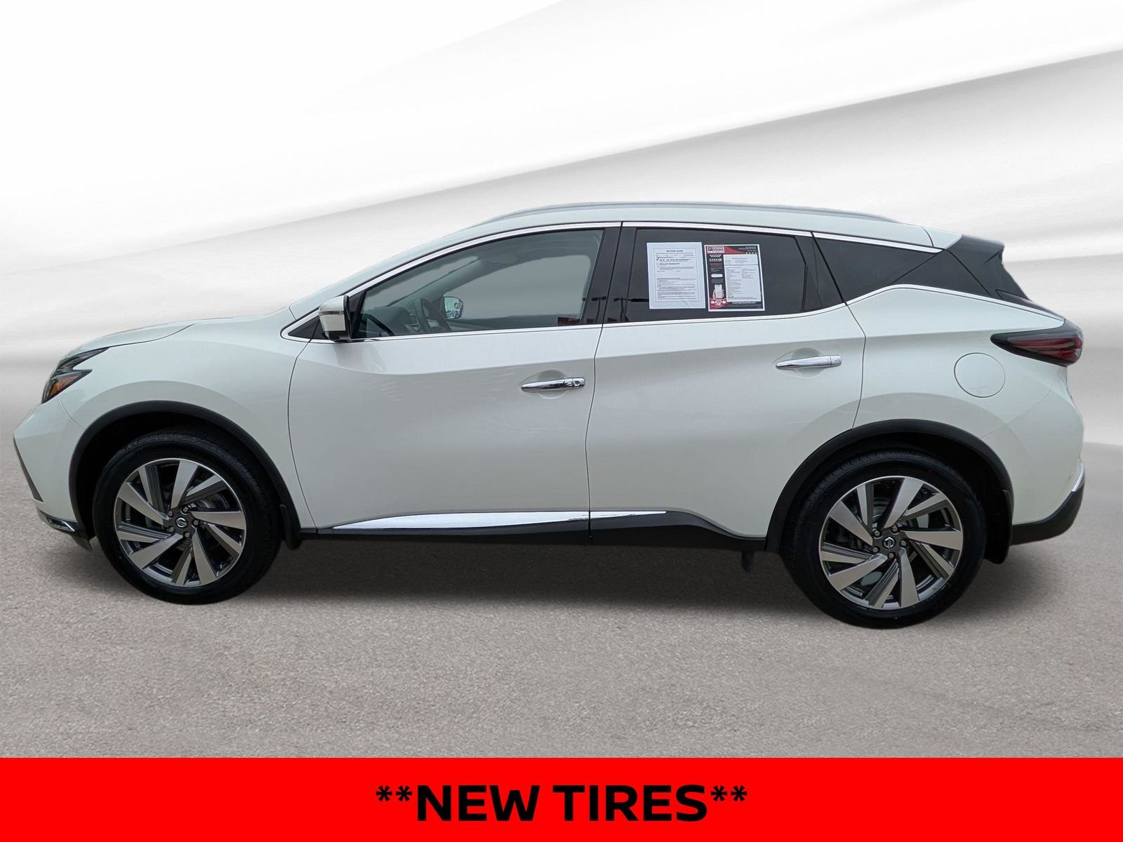 Certified Used 2020 Pearl White Nissan SL image 11
