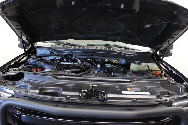 Used 2019 Black Metallic Ford Lariat image 29