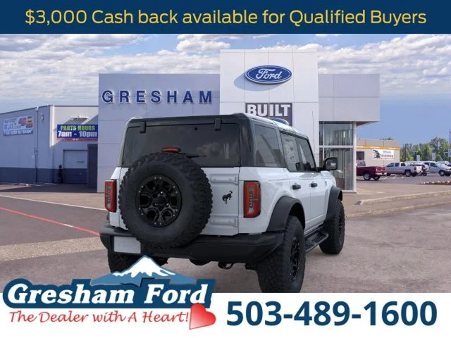New 2026 Oxford White Ford Badlands image 9