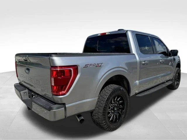 Used 2021 Silver Ford XLT image 8