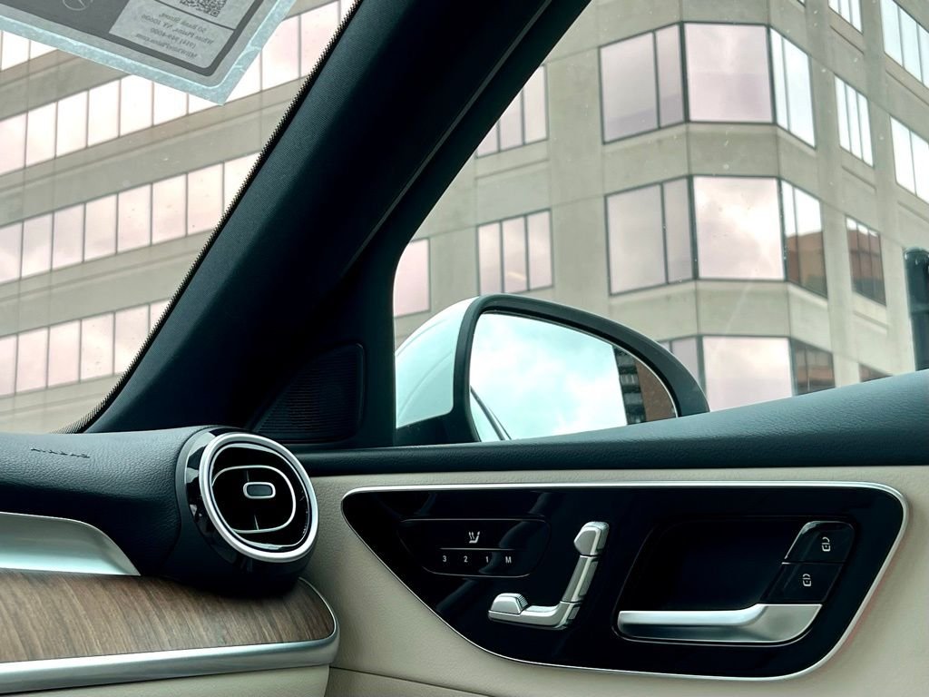 2024 Mercedes-Benz C-Class Sedan C 300 - Photo 11