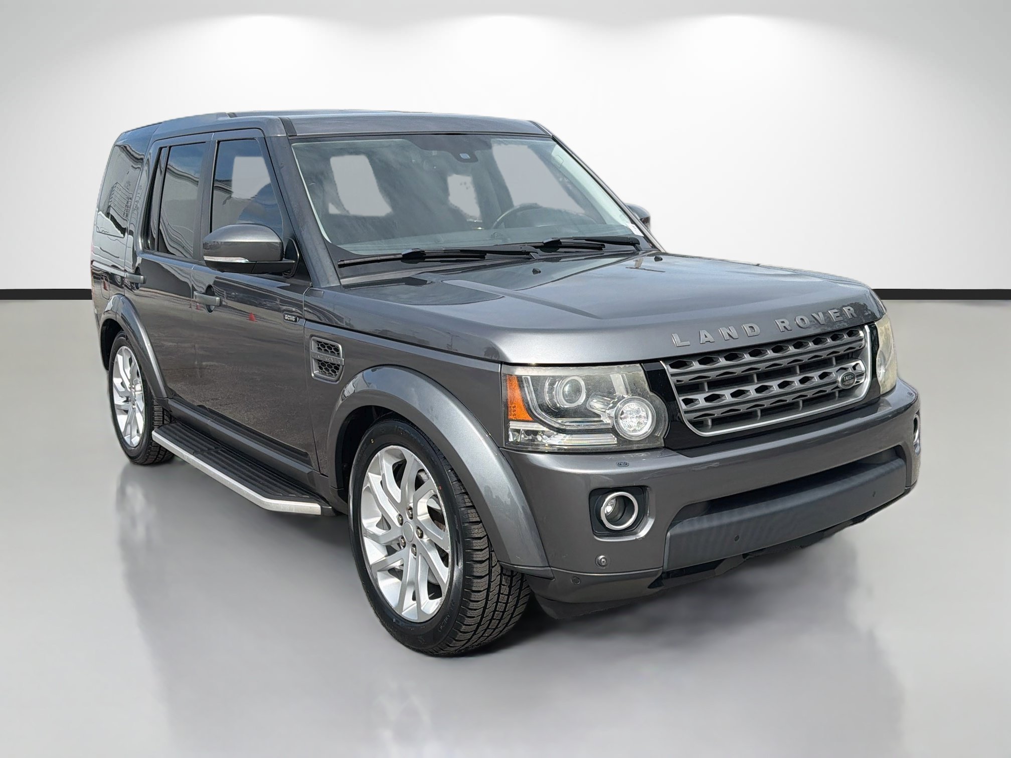 Used 2016 Gray Land Rover HSE image 7