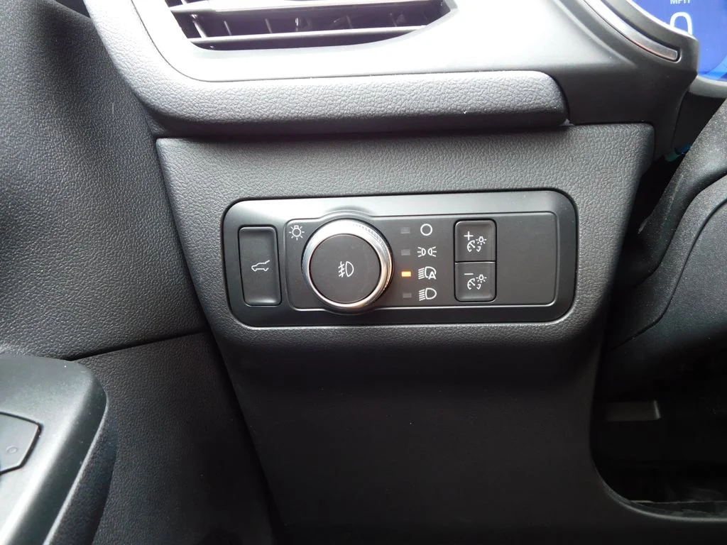 Used 2022 Black Ford Titanium image 29