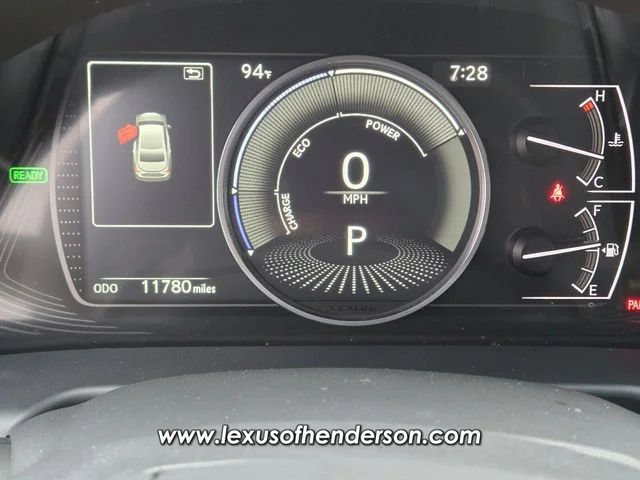 Certified Used 2025 White Lexus 300h image 32