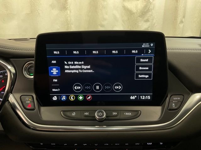 Used 2025 White Chevrolet LT image 18