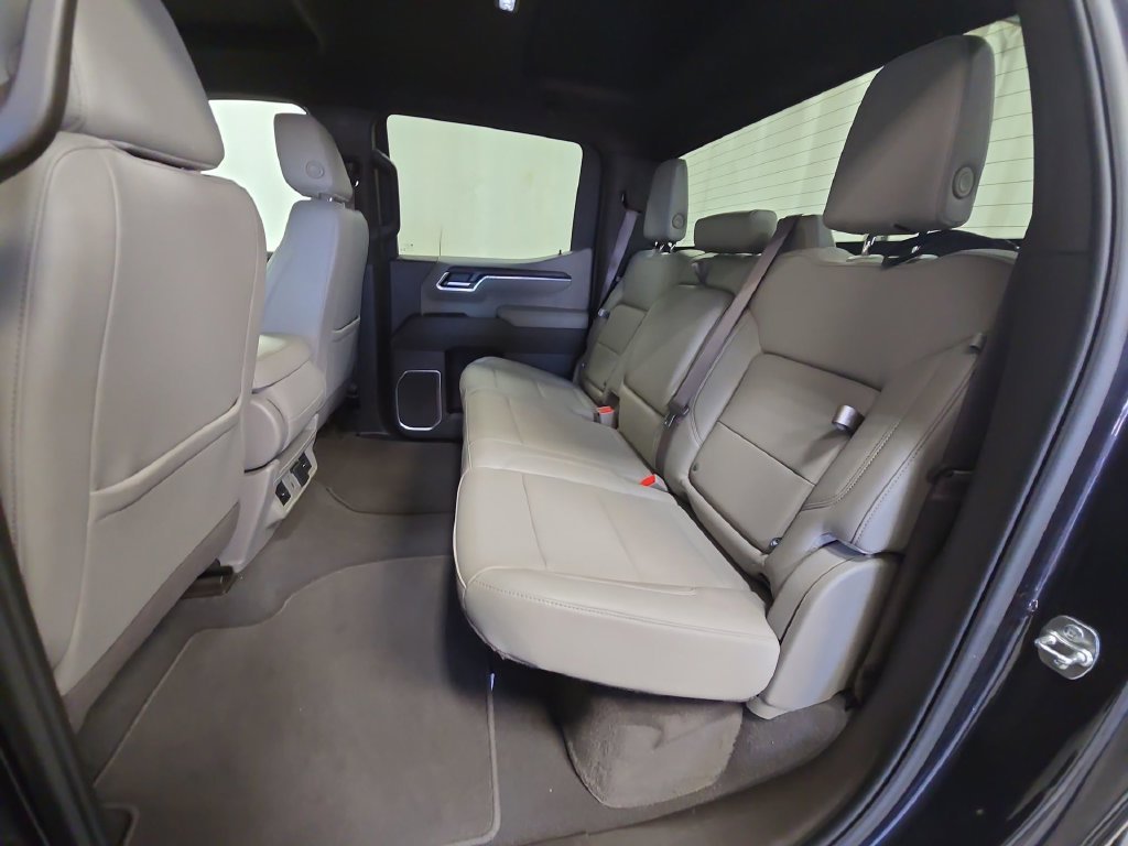 2025 GMC Sierra 1500 SLT - Photo 33