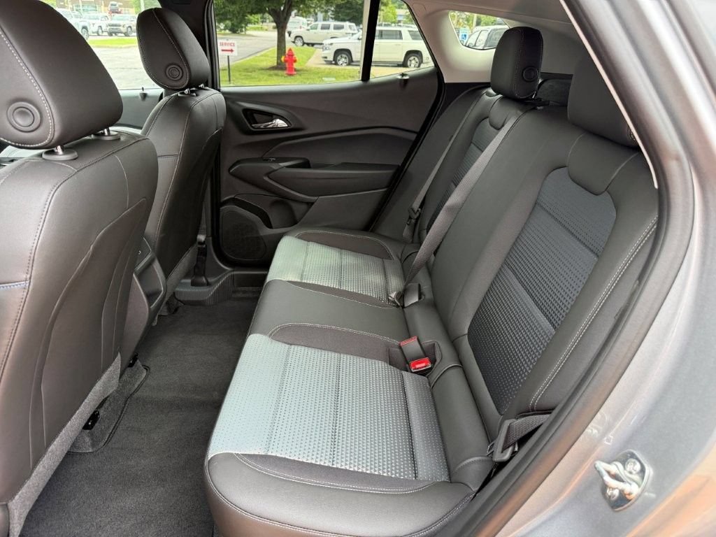 2026 Chevrolet Trax LT - Photo 13