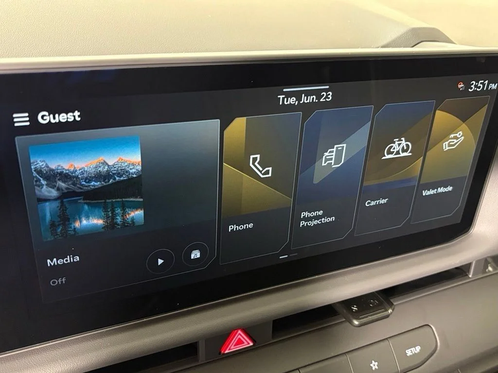 New 2027 Frost Blue / Black Roof Kia X-Line S image 33