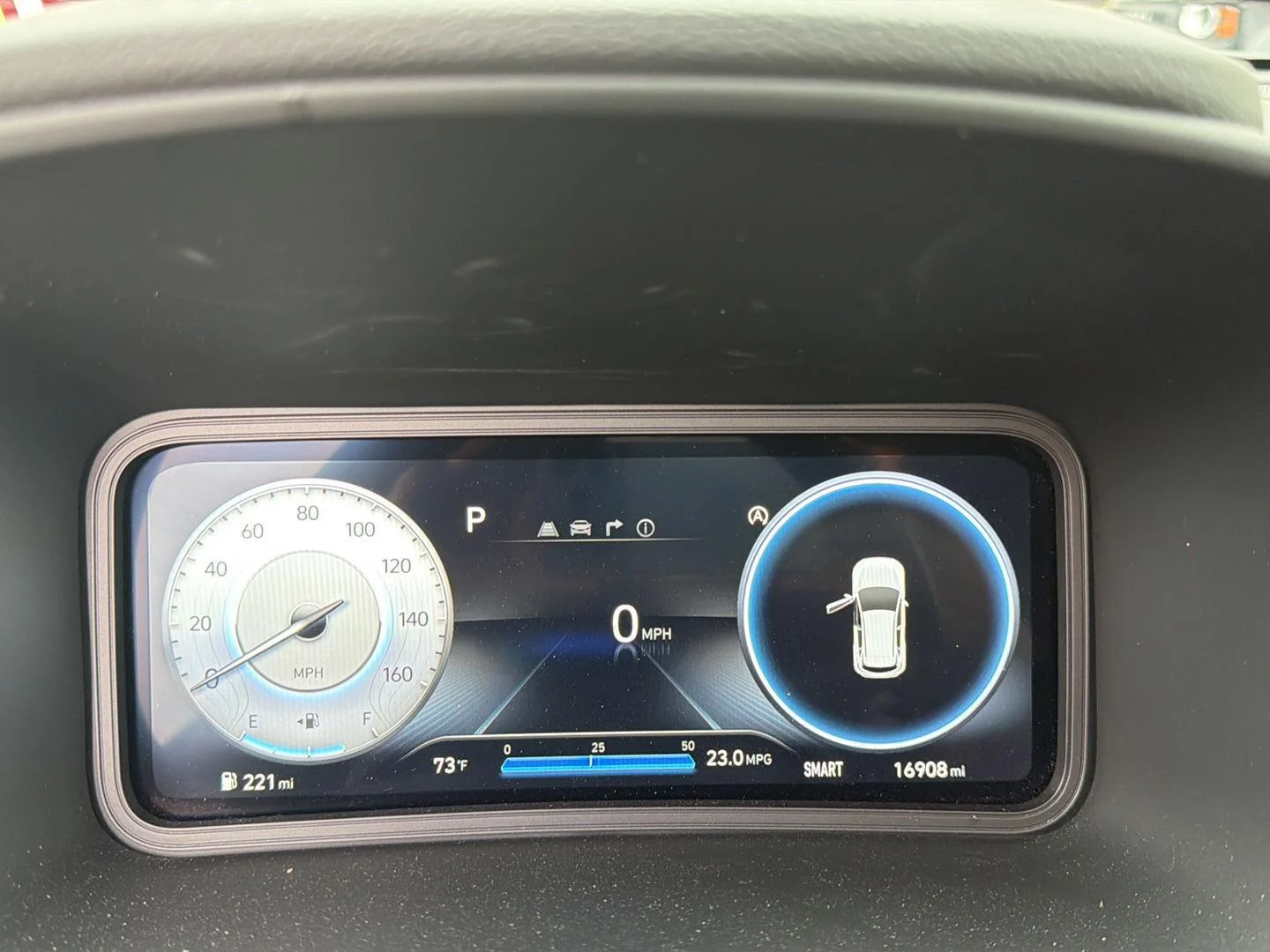 Used 2023 Cyber Silver Hyundai Limited image 16